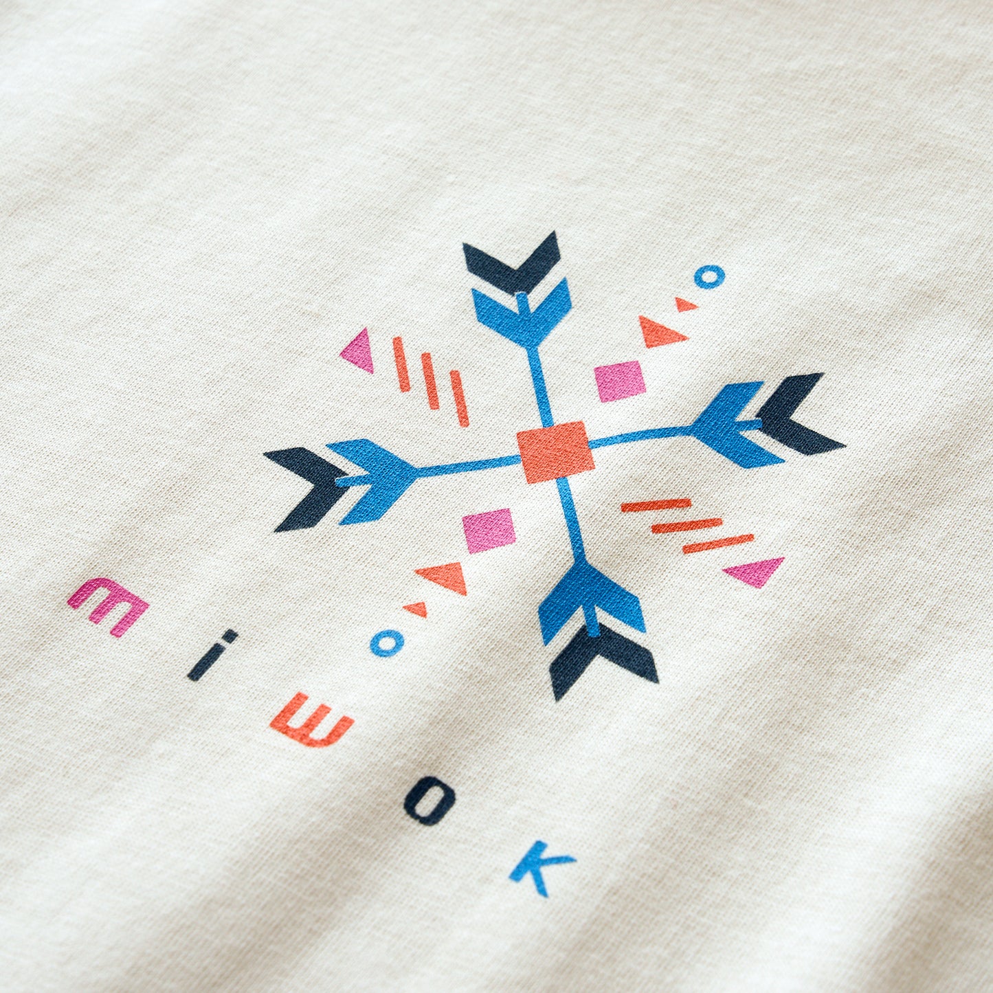 Women’s Aponi Tee