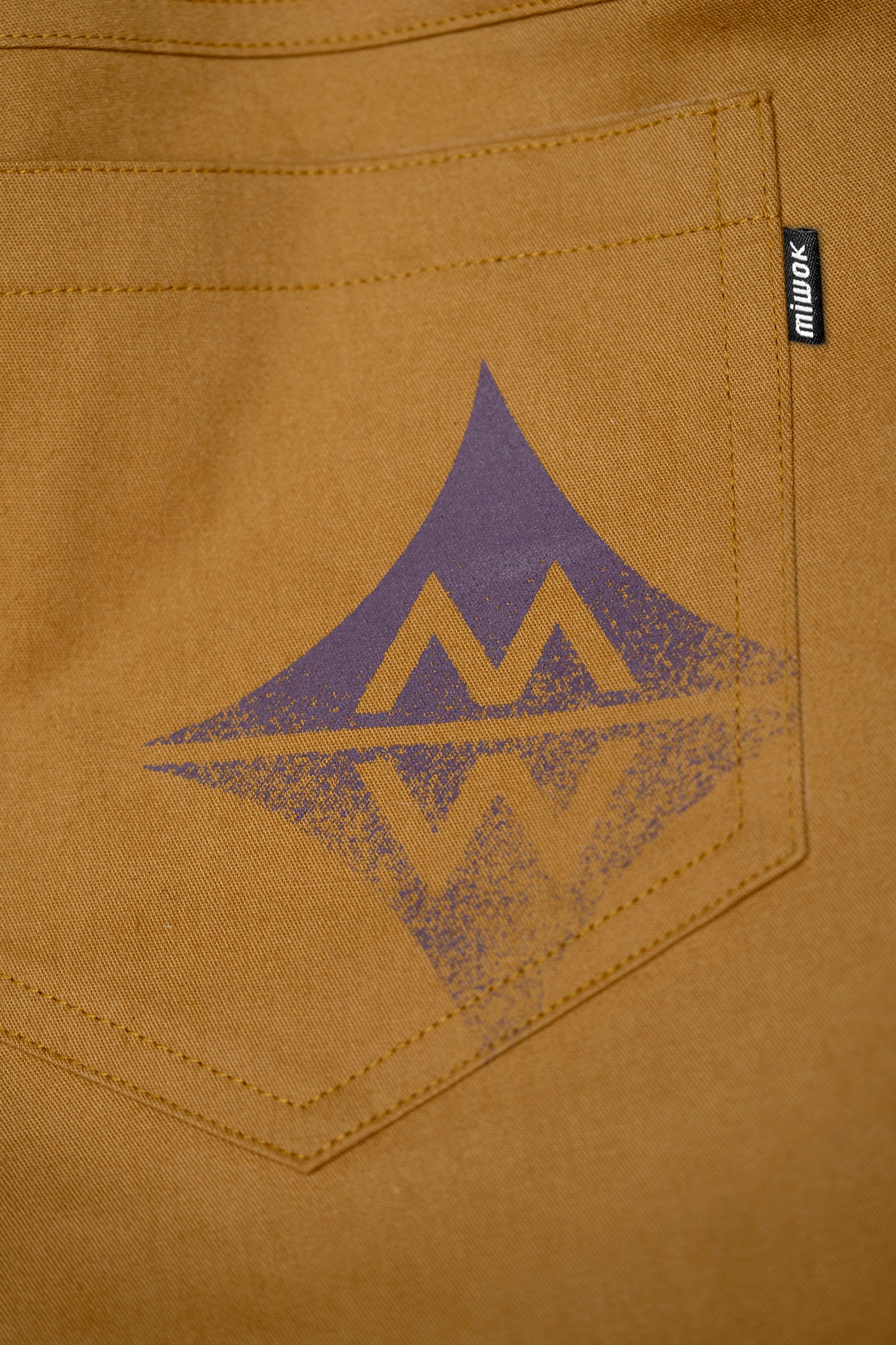 Chiefmaster Short