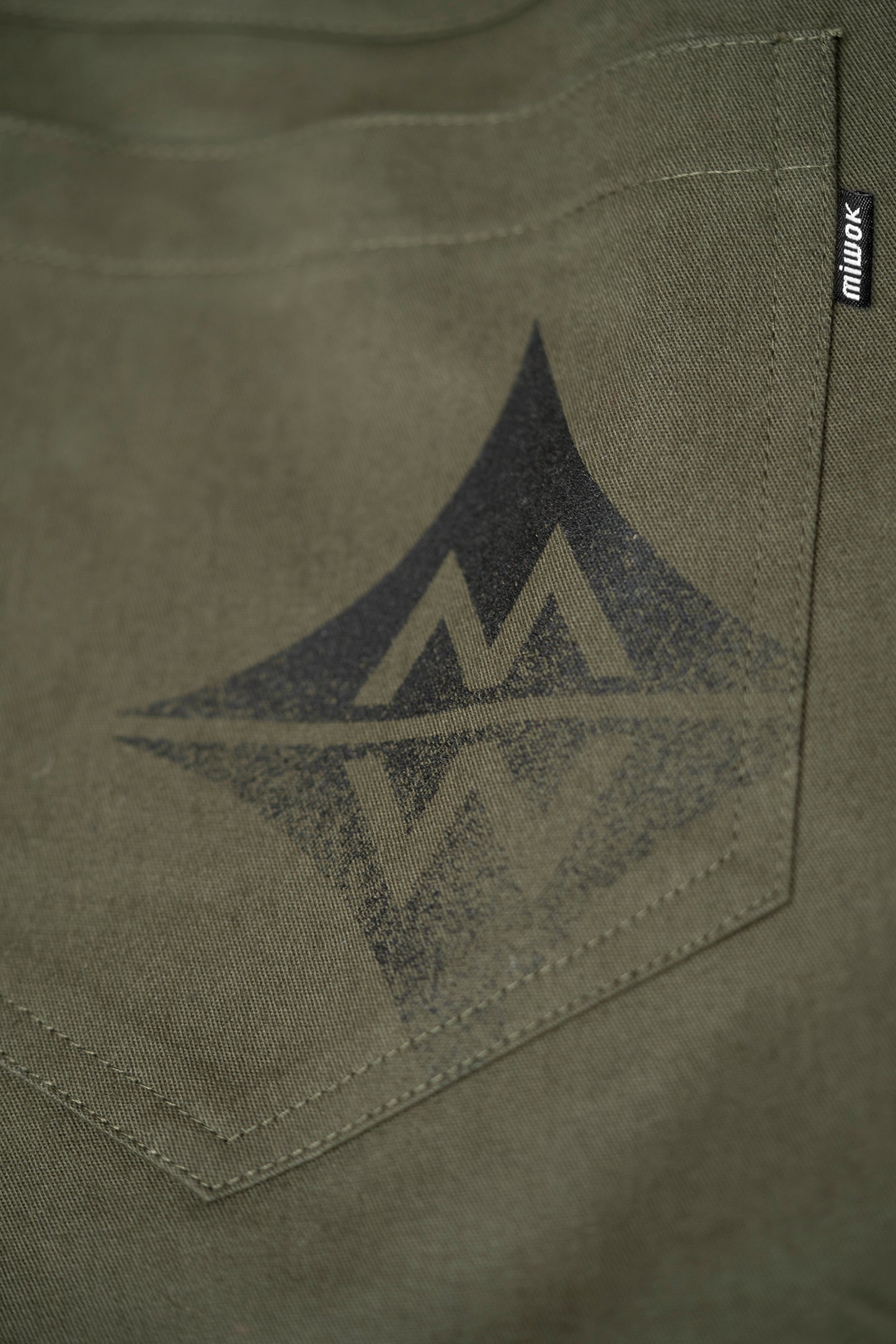 Chiefmaster Short